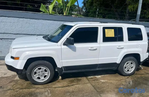 2016 Jeep Patriot — foto 2 / 6