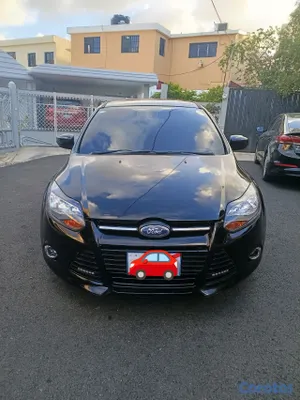 2012 Ford Focus — foto 2 / 11