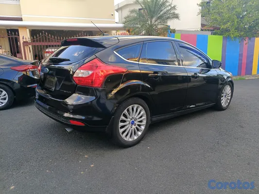 2012 Ford Focus — foto 4 / 11