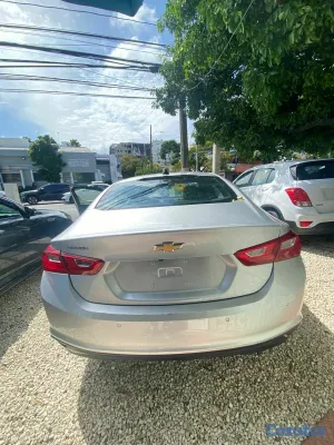 2022 Chevrolet Malibu — foto 8 / 9