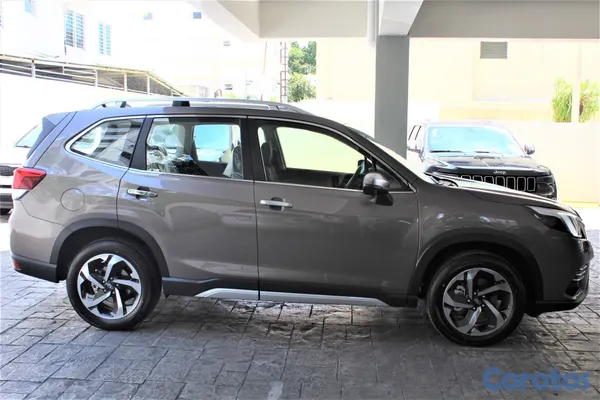 2026 Subaru Forester Limited — foto 3 / 11