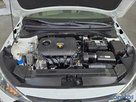 2019 Hyundai Elantra — foto 10 / 11