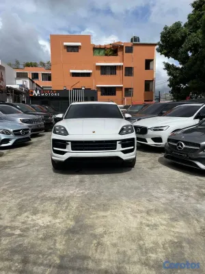 2024 Porsche Cayenne — foto 2 / 9