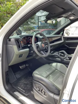 2024 Porsche Cayenne — foto 9 / 9