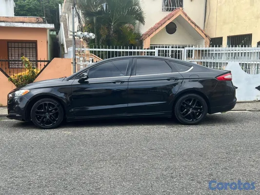 2014 Ford Fusion — foto 5 / 10