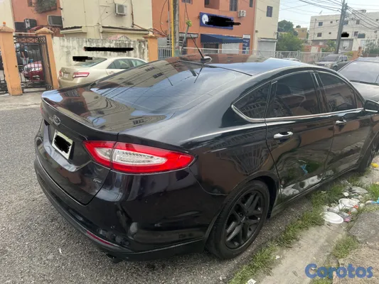 2014 Ford Fusion — foto 10 / 10