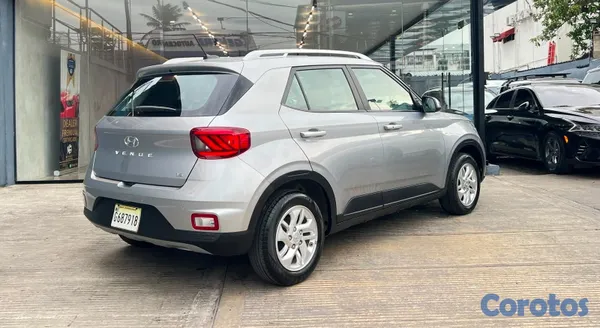 2024 Hyundai Venue — foto 4 / 8