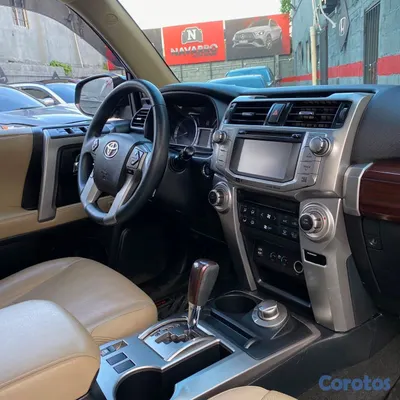 2019 Toyota 4 Runner — foto 6 / 10