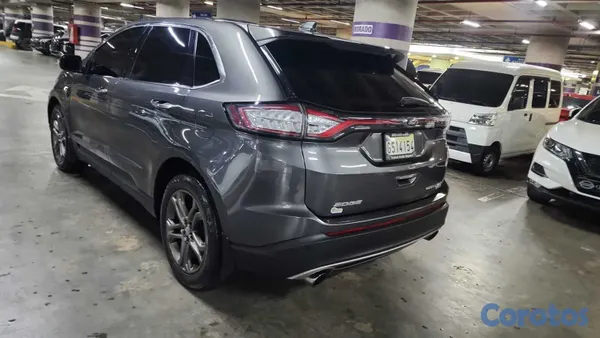 2018 Ford Edge — foto 10 / 10