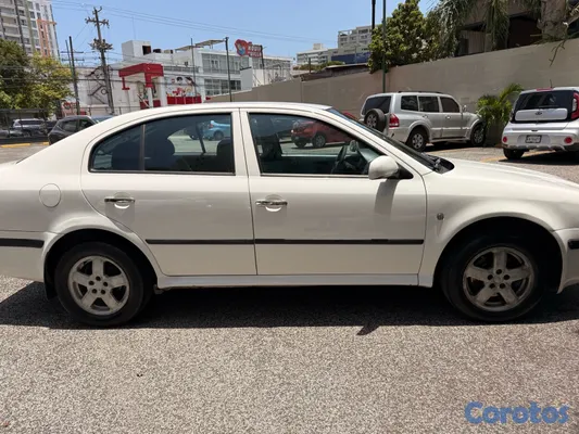 2007 Skoda Octavia — foto 4 / 6