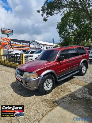 2003 Mitsubishi Montero