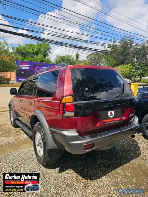 2003 Mitsubishi Montero — foto 3 / 3