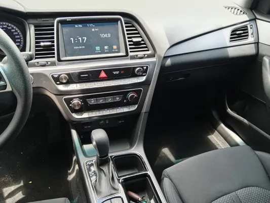 2019 Hyundai Sonata — foto 7 / 10