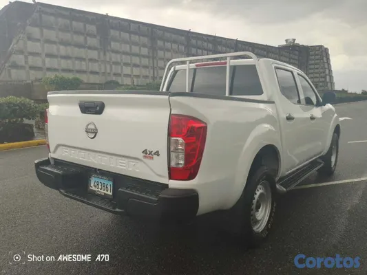 2024 Nissan Frontier — foto 5 / 10