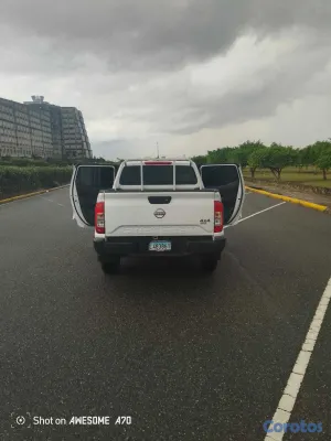 2024 Nissan Frontier — foto 10 / 10