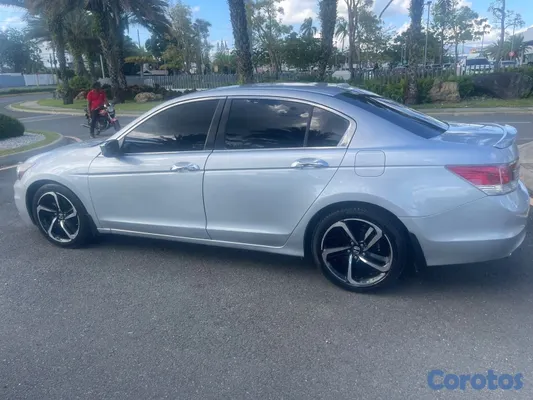 2010 Honda Accord — foto 9 / 10