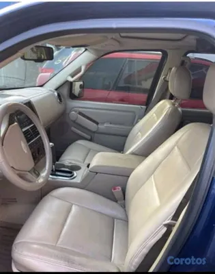 2007 Ford Explorer — foto 2 / 7