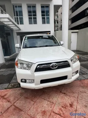 2013 Toyota 4 Runner — foto 6 / 7