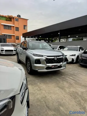 2025 Suzuki Grand Vitara — foto 3 / 14