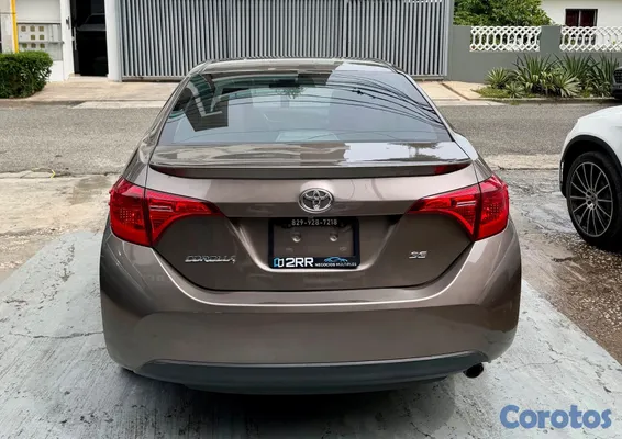 2019 Toyota Corolla — foto 6 / 12