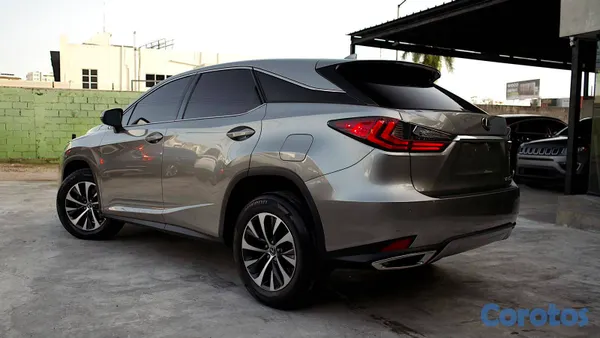 2020 Lexus Rx — foto 3 / 11