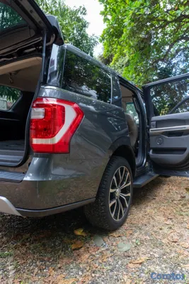 2018 Ford Expedition — foto 7 / 12