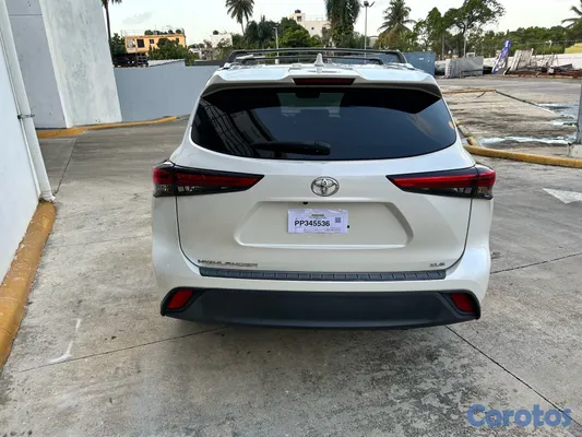 2021 Toyota Highlander — foto 2 / 11