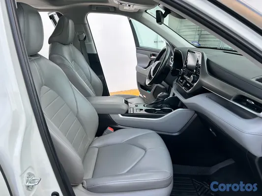 2021 Toyota Highlander — foto 6 / 11