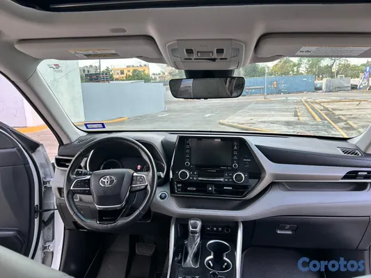 2021 Toyota Highlander — foto 8 / 11