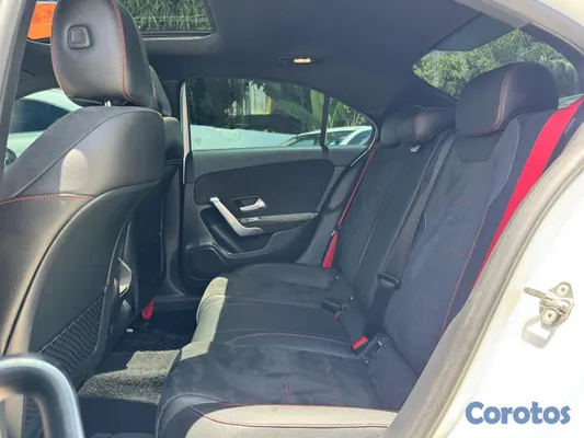 2021 Mercedes-Benz Clase A — foto 2 / 9