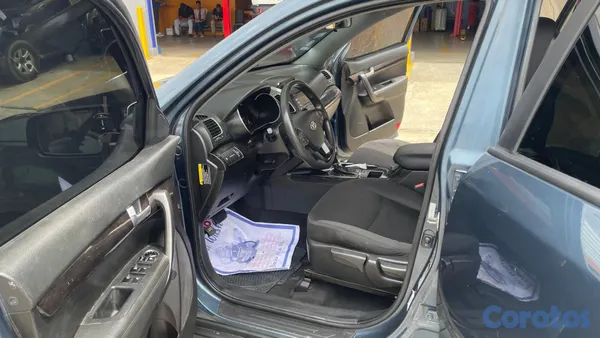 2014 Kia Sorento — foto 7 / 10