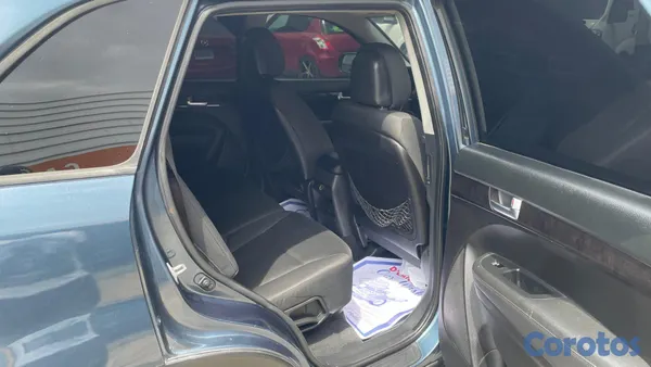 2014 Kia Sorento — foto 9 / 10