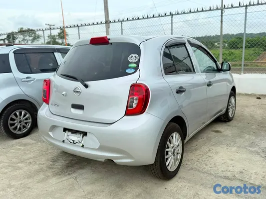 2019 Nissan March — foto 4 / 10