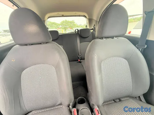 2019 Nissan March — foto 8 / 10