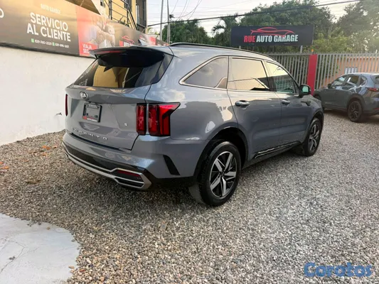 2021 Kia Sorento — foto 3 / 9
