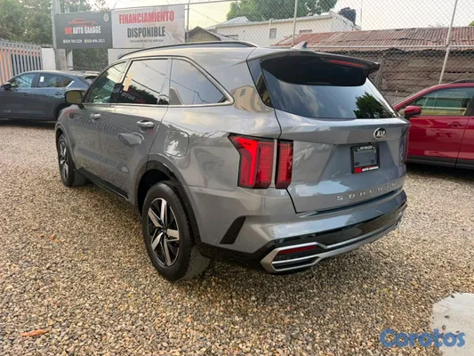 2021 Kia Sorento — foto 4 / 9