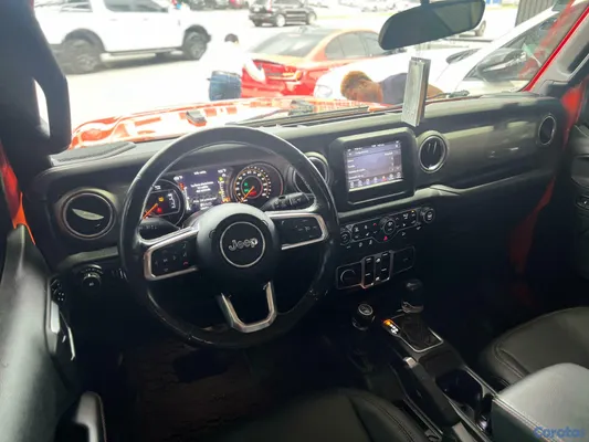 2018 Jeep Sahara — foto 7 / 10