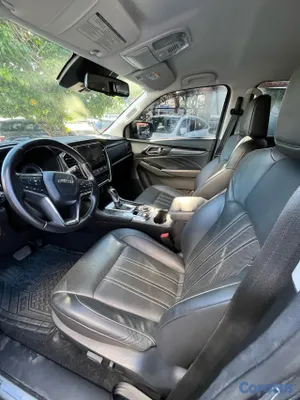 2024 Isuzu Mux — foto 5 / 11
