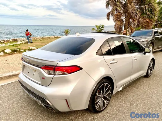 2020 Toyota Corolla — foto 9 / 16