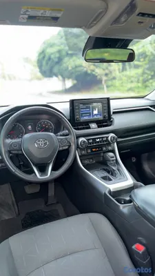2020 Toyota Rav-4 — foto 8 / 10