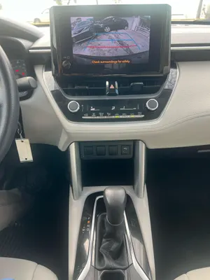 2023 Toyota Corolla Cross — foto 2 / 10