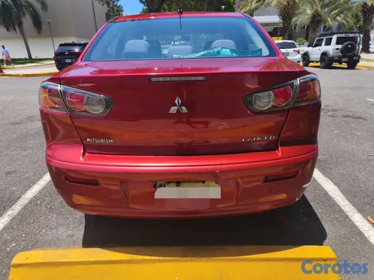 2013 Mitsubishi Lancer — foto 7 / 8