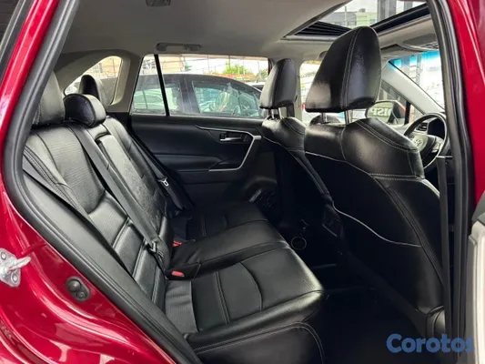 2021 Toyota Rav-4 — foto 7 / 10