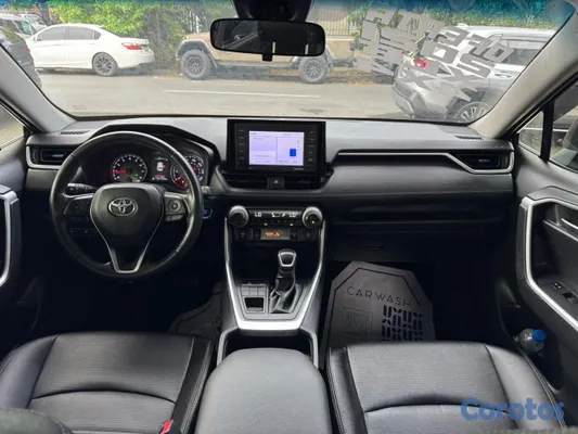 2021 Toyota Rav-4 — foto 8 / 10
