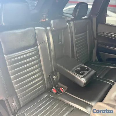 2021 Jeep Grand Cherokee — foto 8 / 16