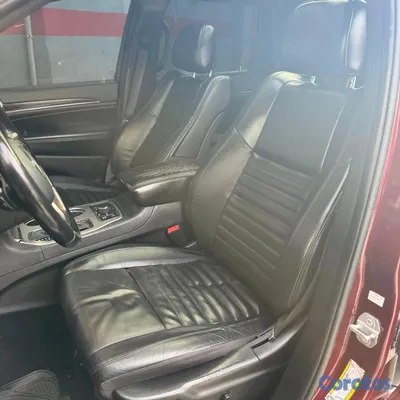 2021 Jeep Grand Cherokee — foto 10 / 16