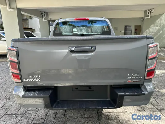 2023 Isuzu Dmax — foto 5 / 10