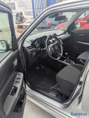 2020 Suzuki Swift — foto 6 / 14