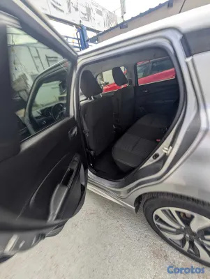 2020 Suzuki Swift — foto 11 / 14
