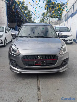 2020 Suzuki Swift — foto 12 / 14